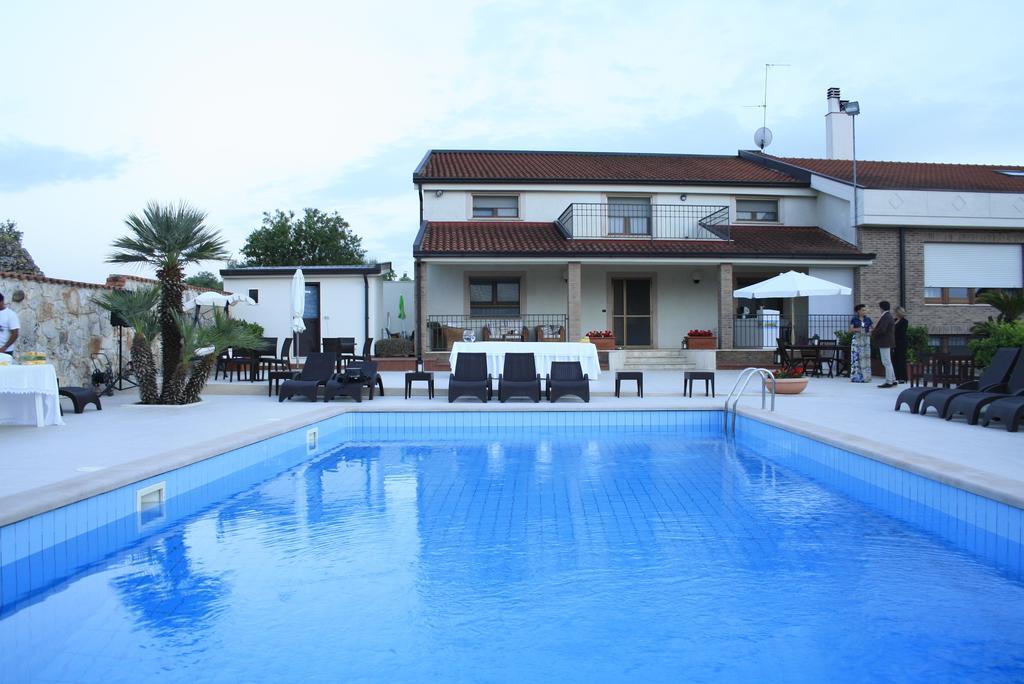 Villa Genny อัลตามูรา ภายนอก รูปภาพ